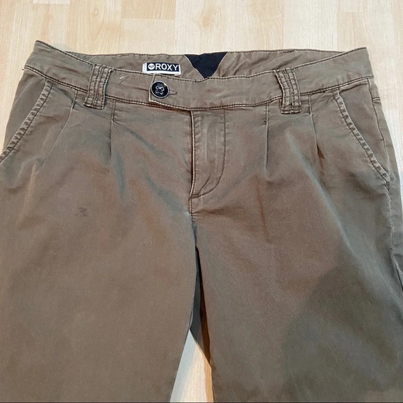 Roxy‎ Pleated  Chino Trousers - Picture 4 of 8